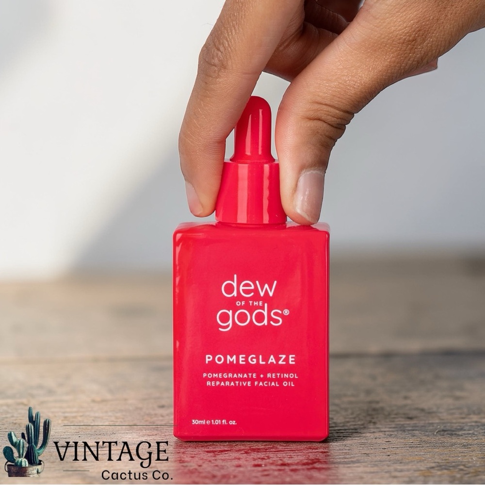 NIB! Dew of the Gods Pomeglaze Reparative Facial Oil